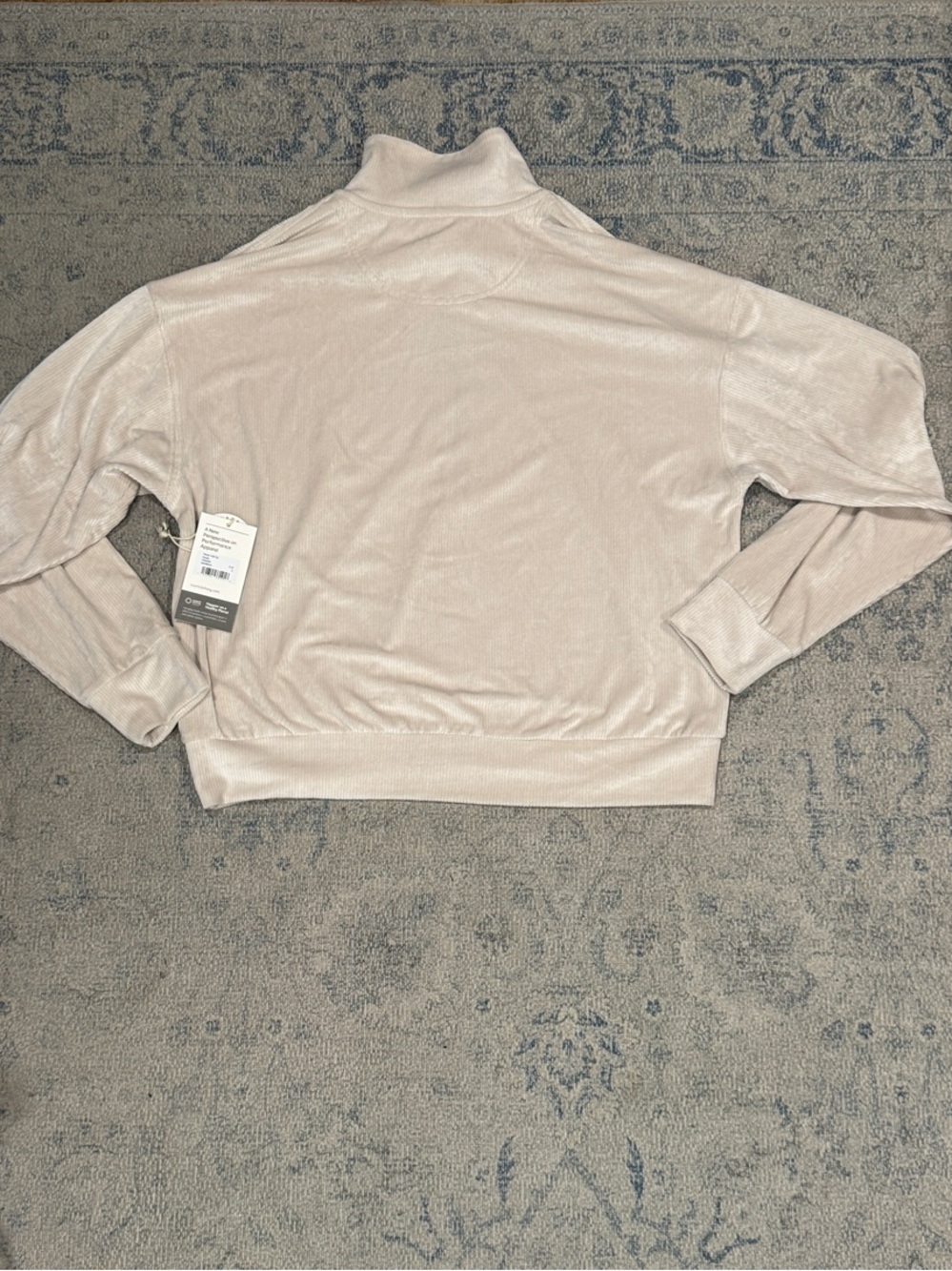 Vuori Neutral Beige Haven Half-Zip Suede Top and Haven Wide-Leg Pants - Picture 4 of 8